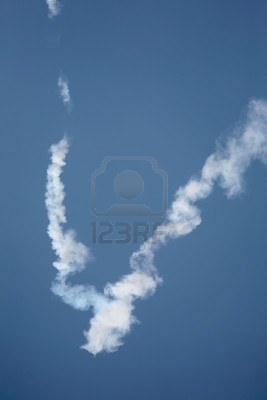 4419310-victory-symbol-on-the-sky-concept-white-cloud-in-v-shape